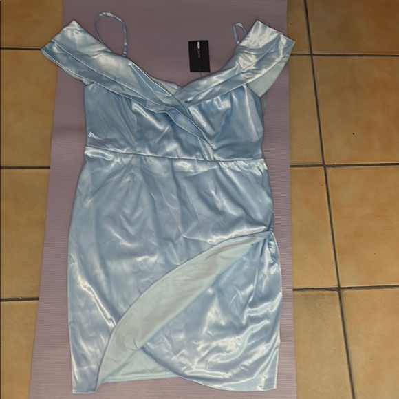 Fashion Nova Blue Ruched Off-Shoulder Midi Dress 37 - Picture 4 of 11